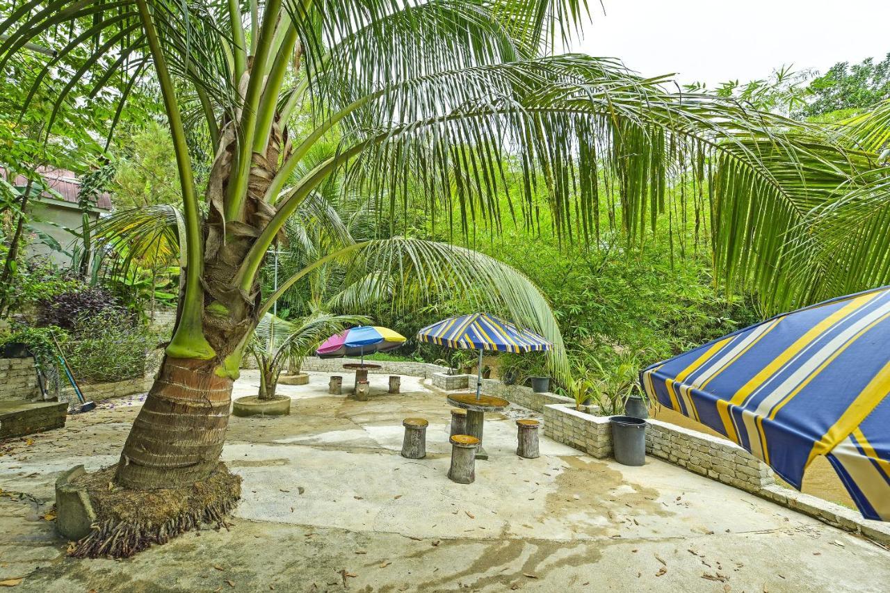 Oyo 90642 Twin Mutiara Chalet & Homestay Jeli Exterior photo