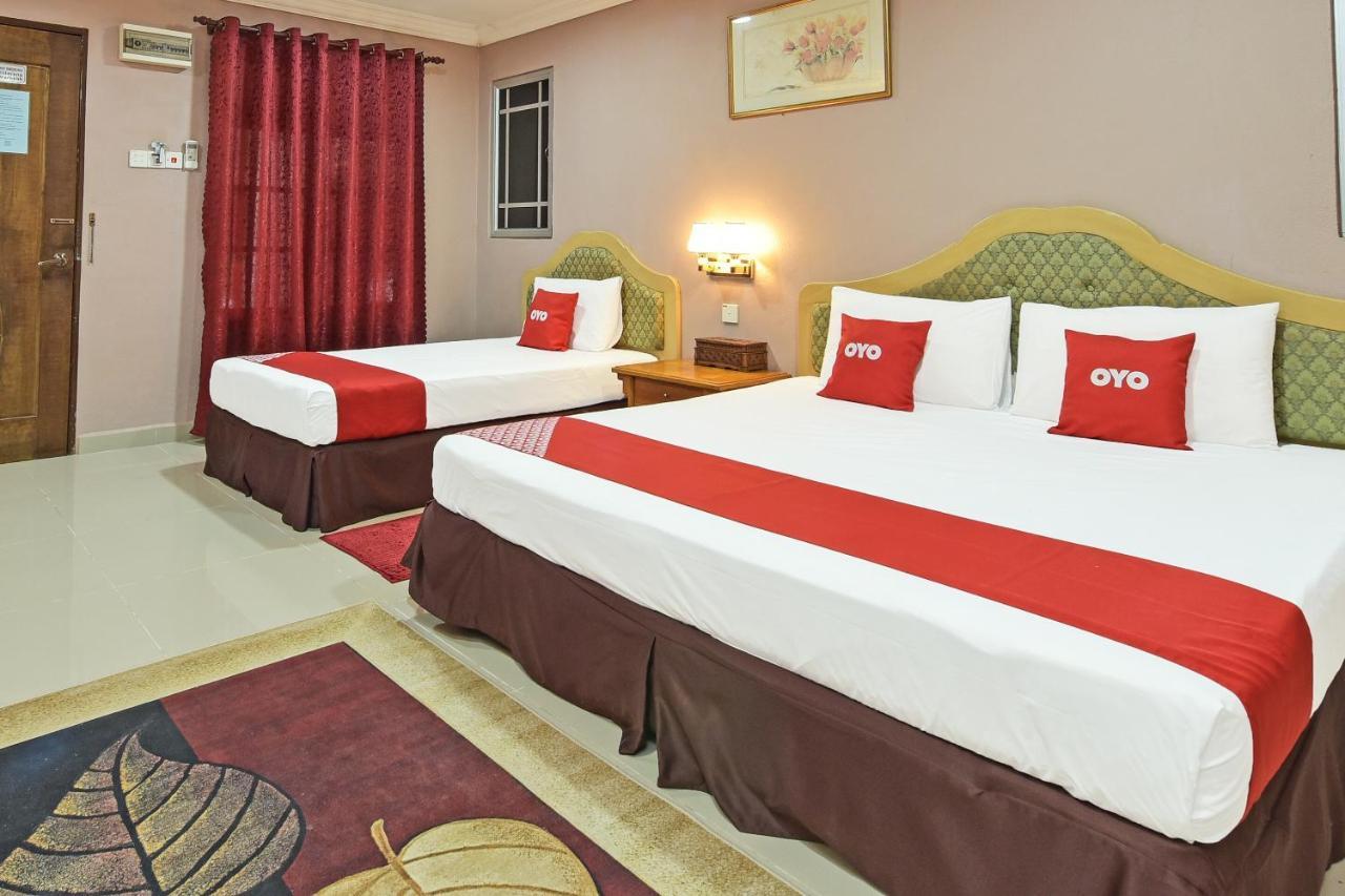 Oyo 90642 Twin Mutiara Chalet & Homestay Jeli Exterior photo