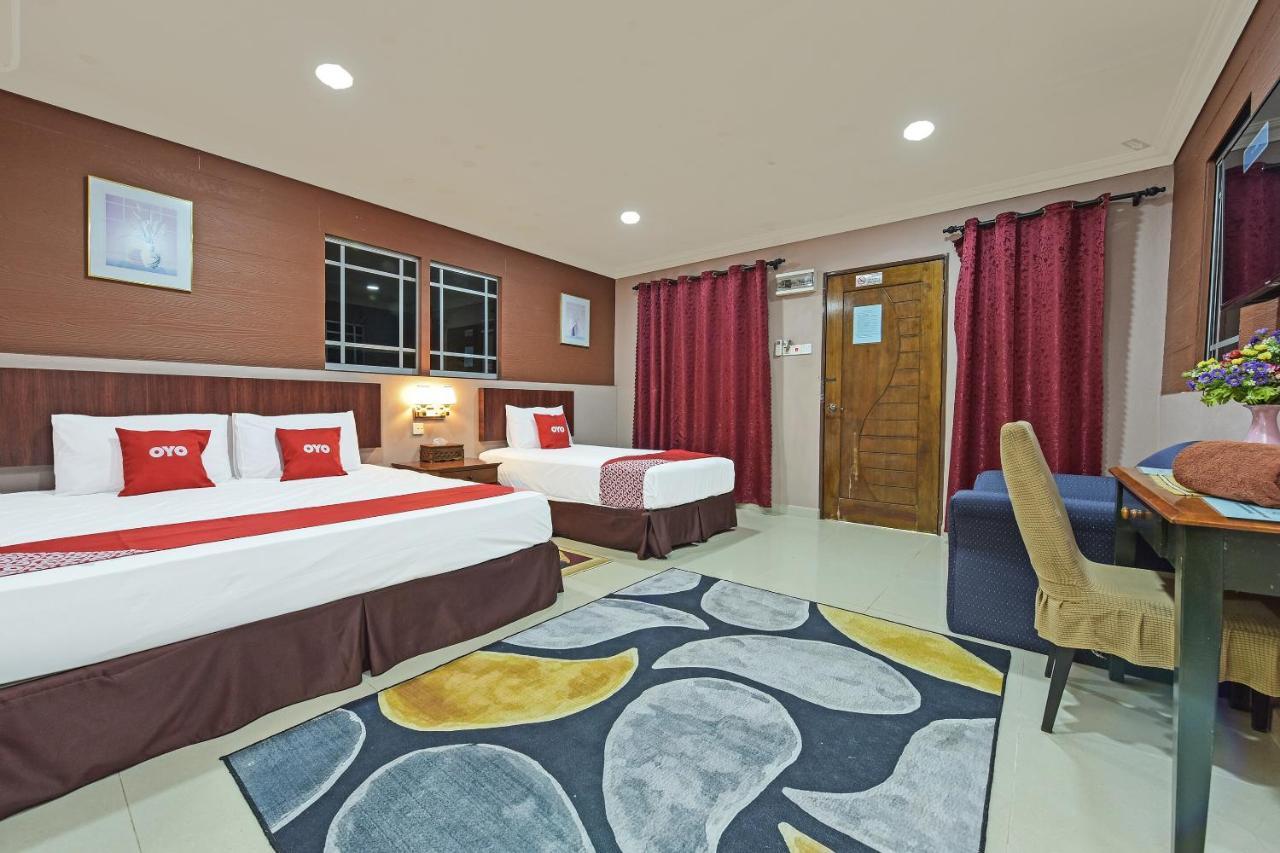 Oyo 90642 Twin Mutiara Chalet & Homestay Jeli Exterior photo